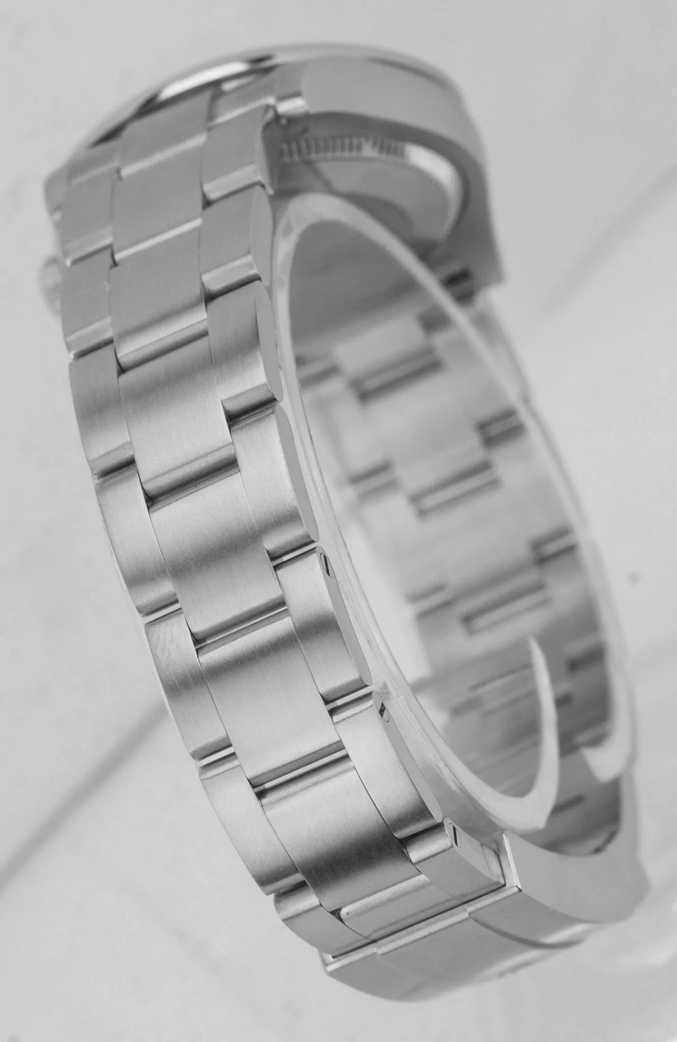 MINT Ladies Rolex Oyster Perpetual 31 Silver 3-6-9 Pink 31mm Oyster 177200 Watch