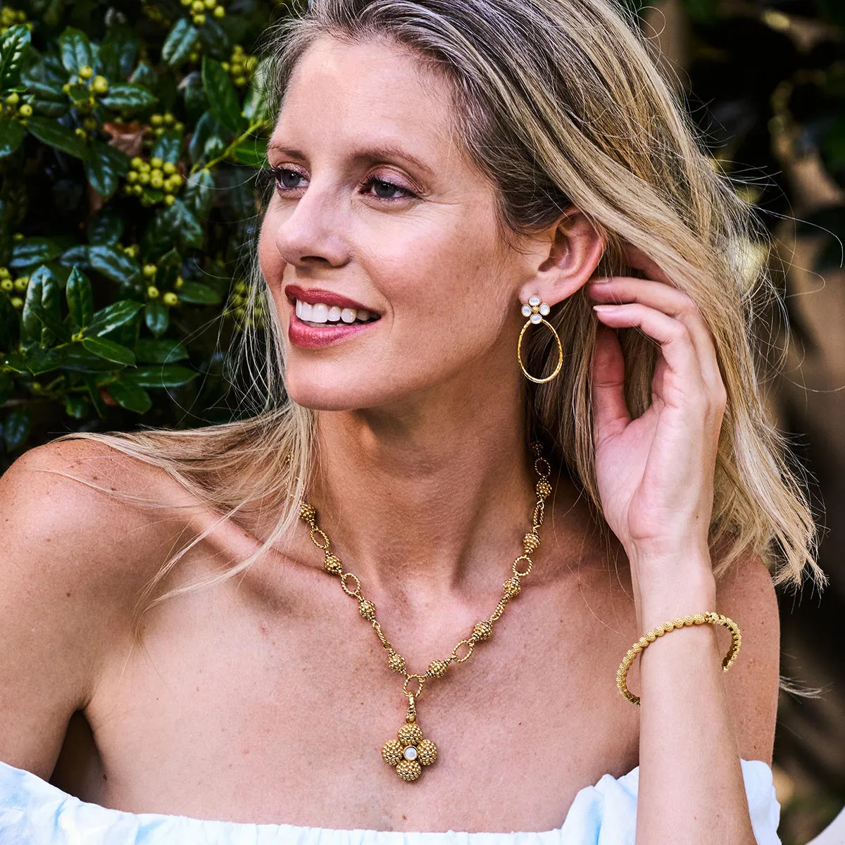 Mother of Pearl Berry Clover Teardrop Earrings