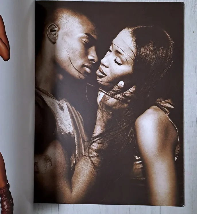 Naomi Campbell RETROSPECTIVE Book 2008 Fashion Photo Exhibition catalog