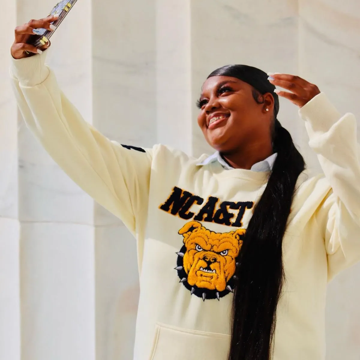 NC A&T SU Vintage CREAM Chenille | CREAM UNISEX SWEATSHIRT