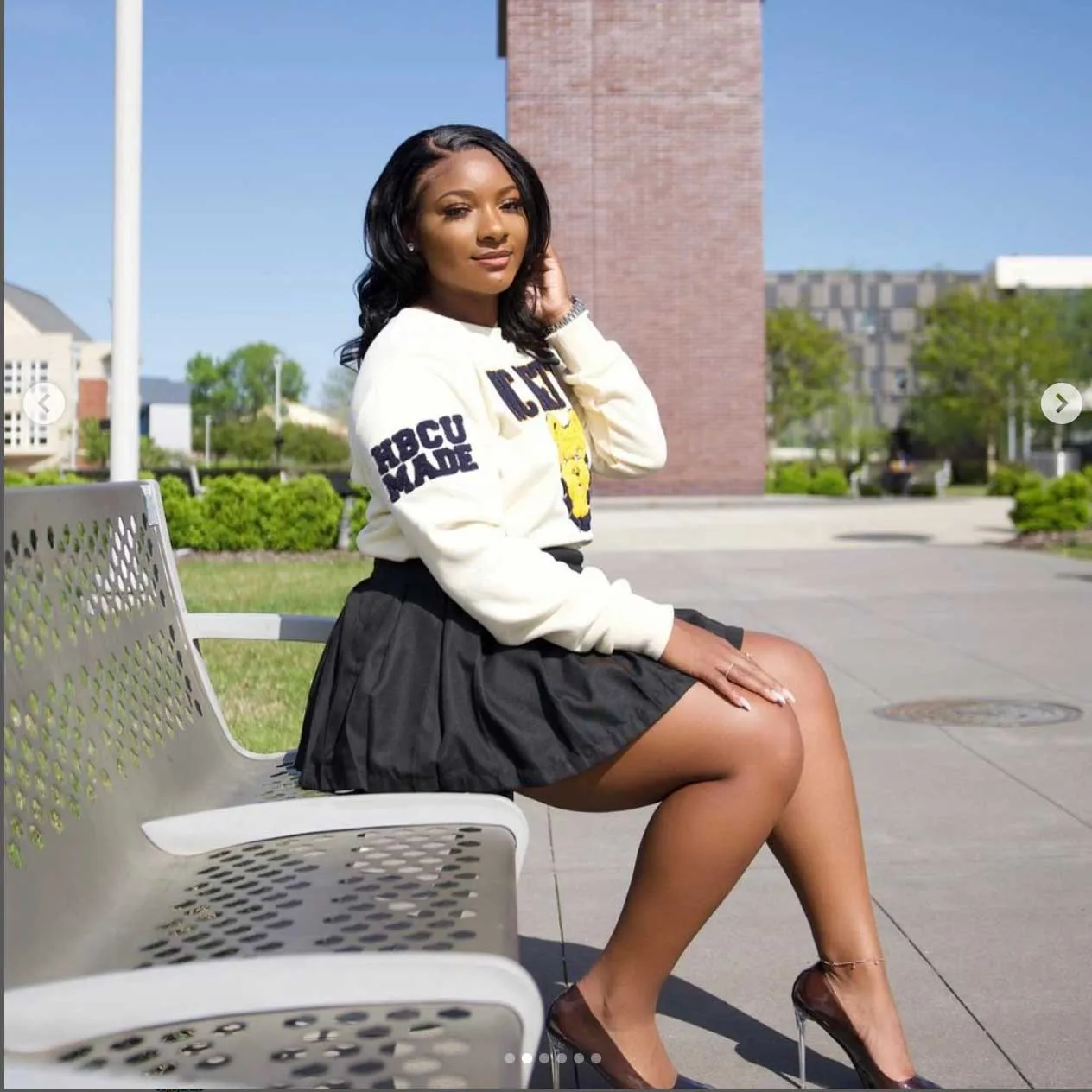 NC A&T SU Vintage CREAM Chenille | CREAM UNISEX SWEATSHIRT