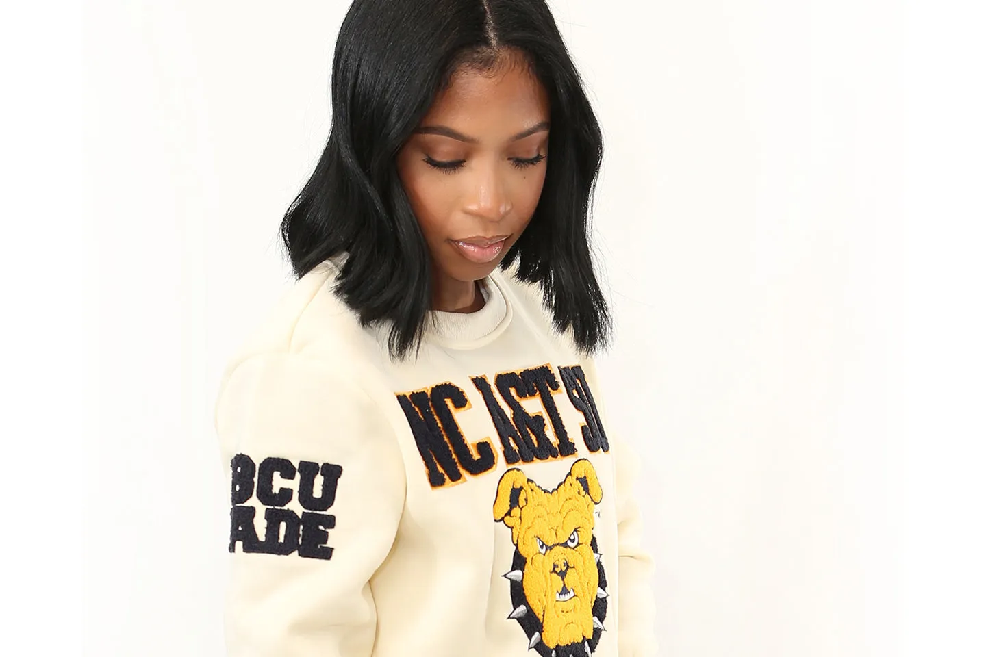 NC A&T SU Vintage CREAM Chenille | CREAM UNISEX SWEATSHIRT