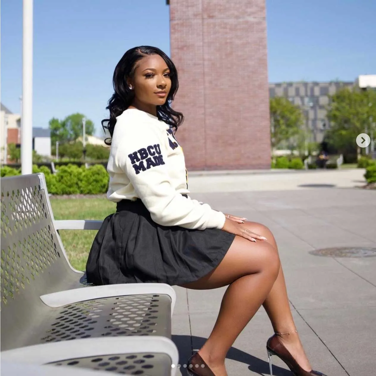 NC A&T SU Vintage CREAM Chenille | CREAM UNISEX SWEATSHIRT
