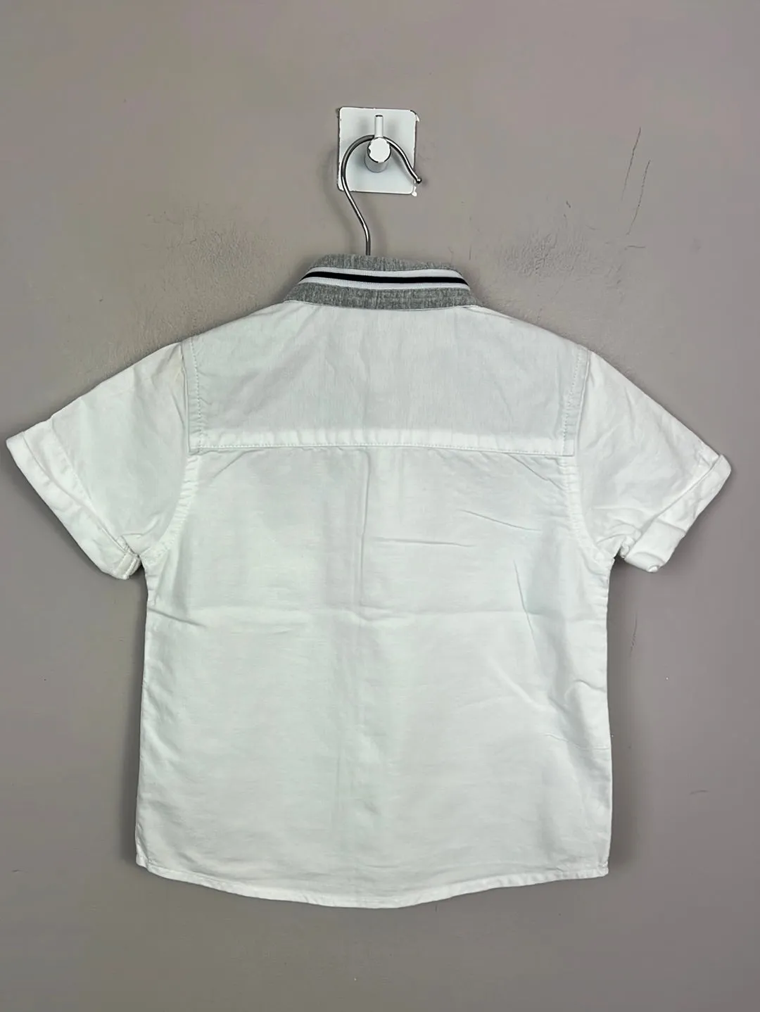 Next white shirt with contrast collar 18-24m