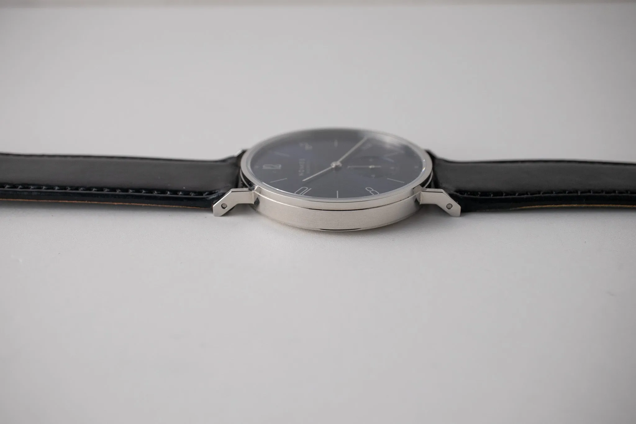 Nomos Tangente Neomatik 39 Blue Gold 146
