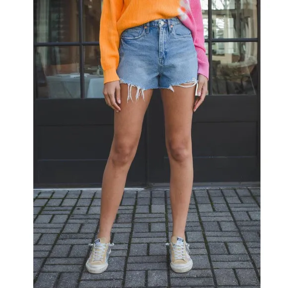 NWT! Blank NYC Cruise Control Denim Shorts - Size 28