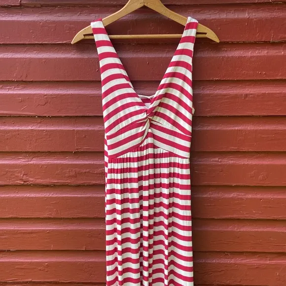 NWT Kikee Pants Candy Cane Stripe Print Simple Twist Nightgown Women's Size M