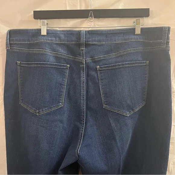 NYDJ JEANS, Size 22W, Blue Annabelle Skinny Cuffed Boyfriend Jeans w/ Lift Tuck.