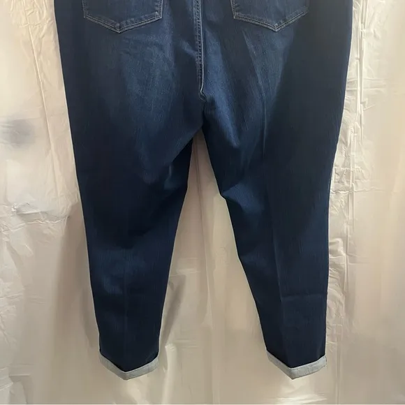 NYDJ JEANS, Size 22W, Blue Annabelle Skinny Cuffed Boyfriend Jeans w/ Lift Tuck.