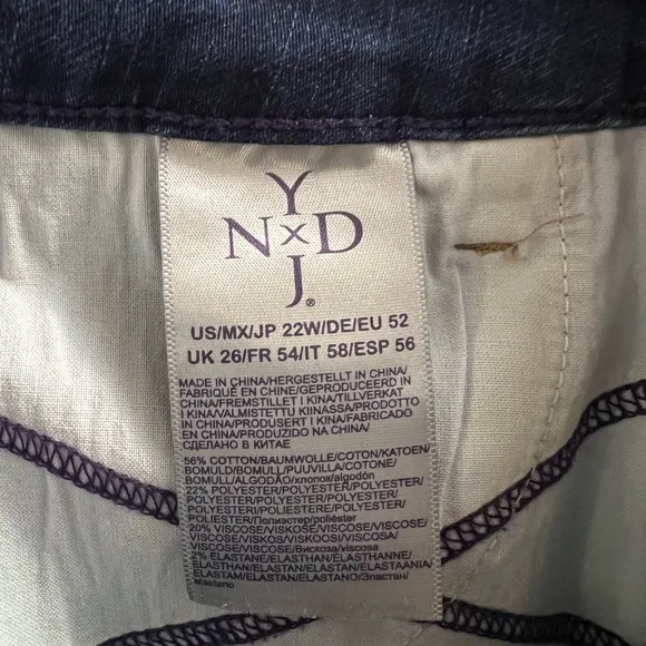 NYDJ JEANS, Size 22W, Blue Annabelle Skinny Cuffed Boyfriend Jeans w/ Lift Tuck.