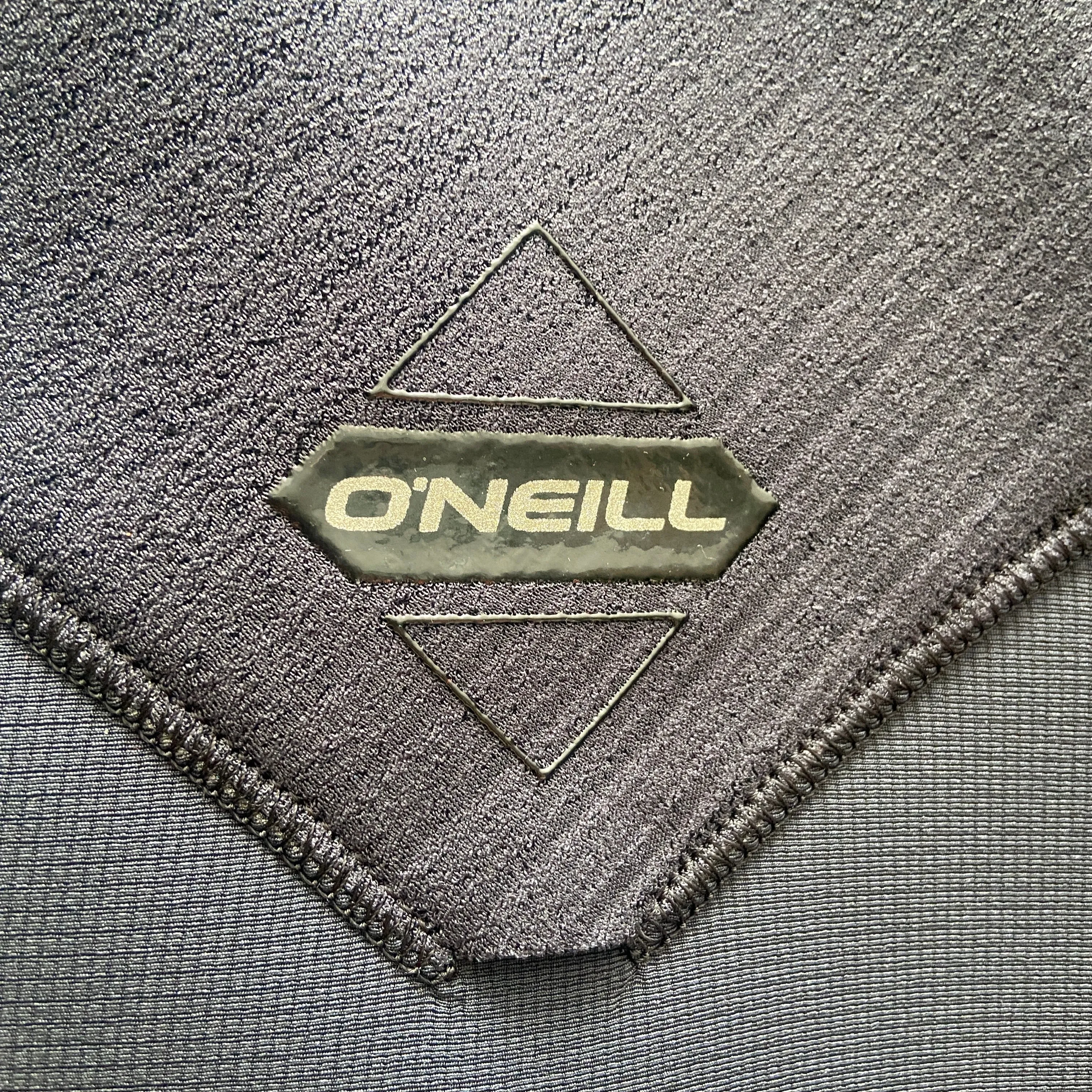 O'NEILL   HYPERFREAK  4/3 MM CHEST ZIP  BLACK