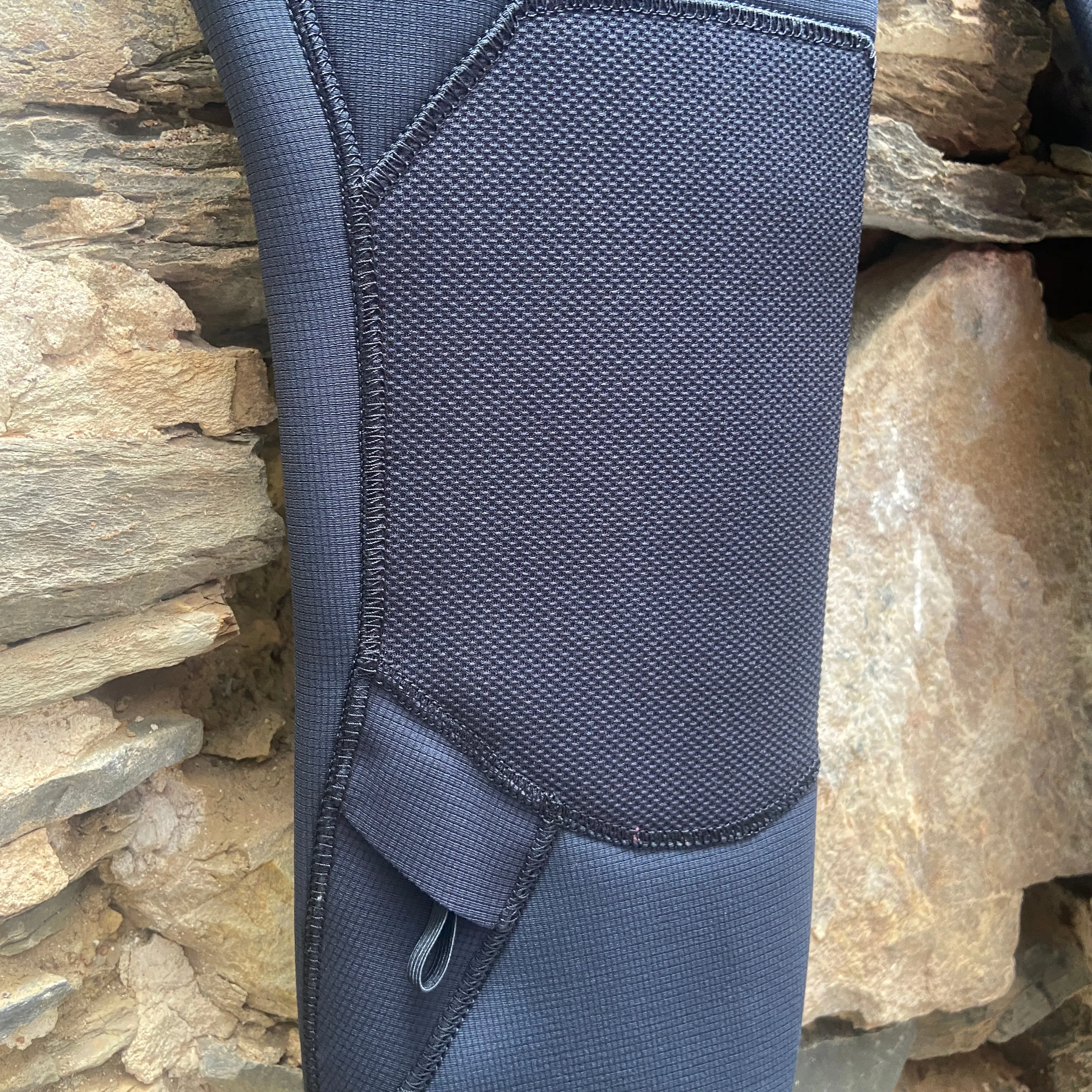 O'NEILL   HYPERFREAK  4/3 MM CHEST ZIP  BLACK