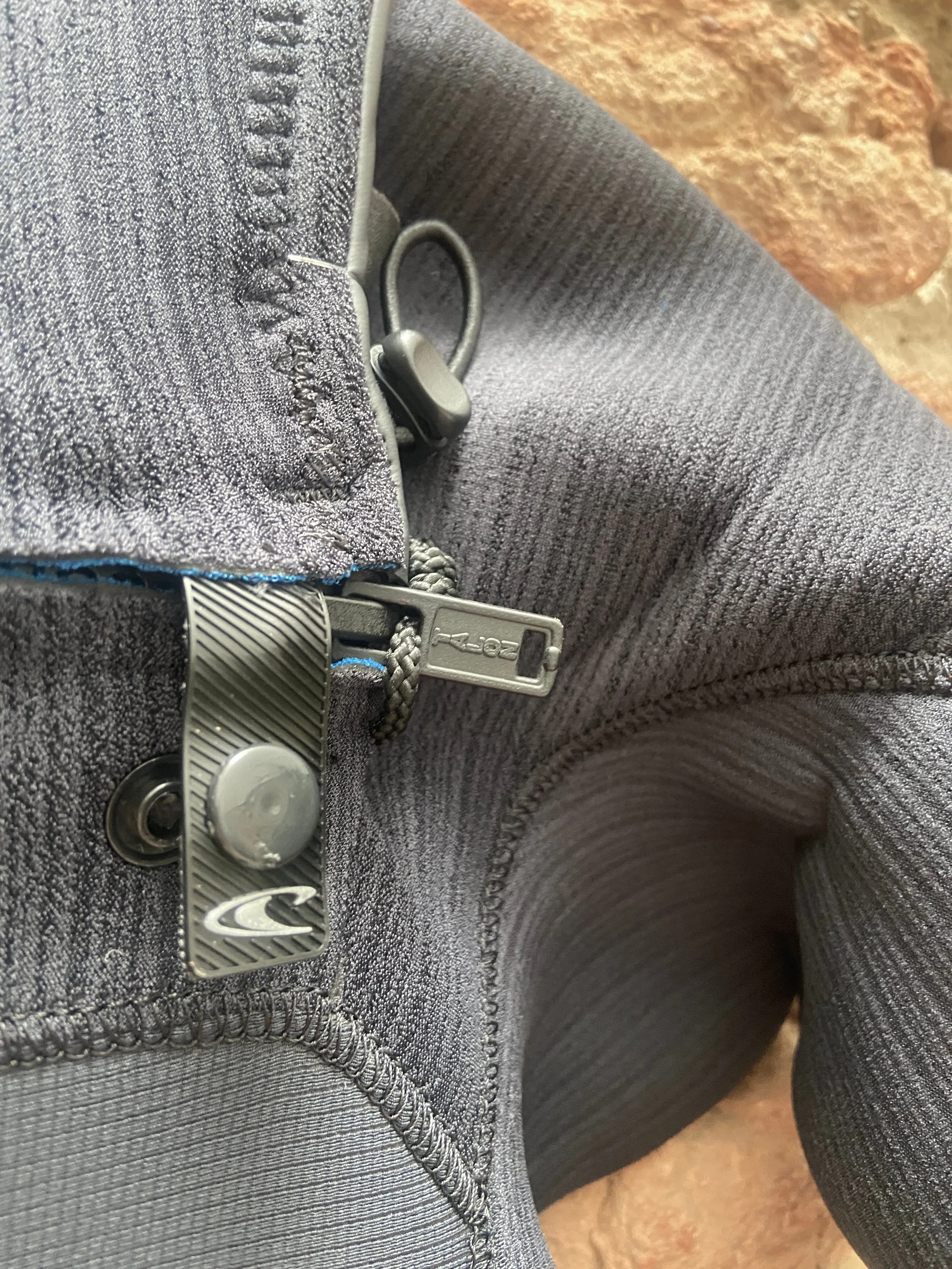 O'NEILL   HYPERFREAK  4/3 MM CHEST ZIP  BLACK