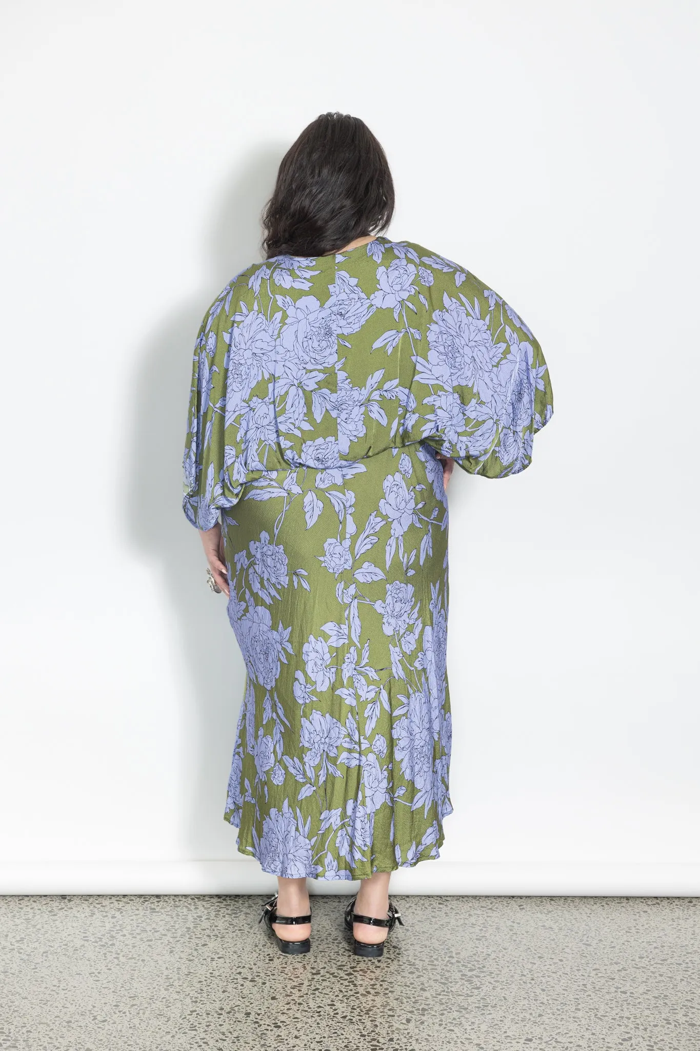 Outlet - Last One Size XL - Slinky Dress - Peony Print