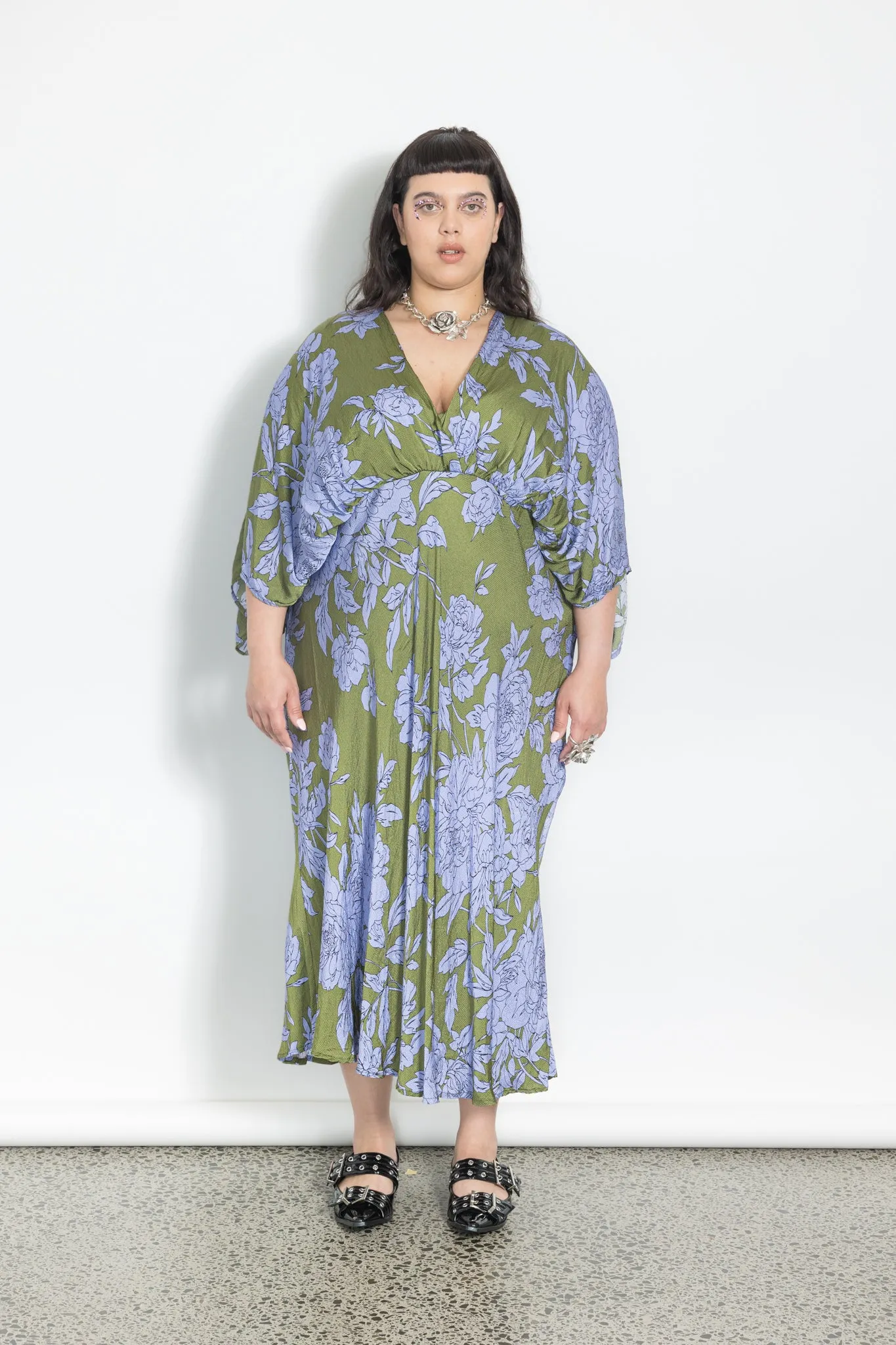 Outlet - Last One Size XL - Slinky Dress - Peony Print
