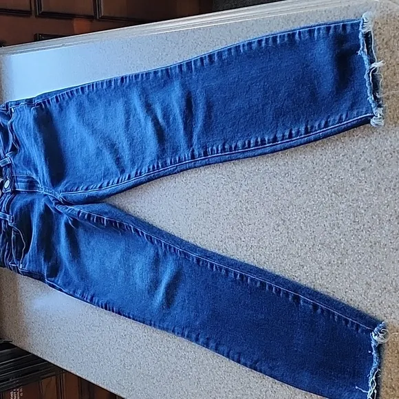 PAIGE Verdugo Ankle Skinny Mid-Rise Jeans Size 28