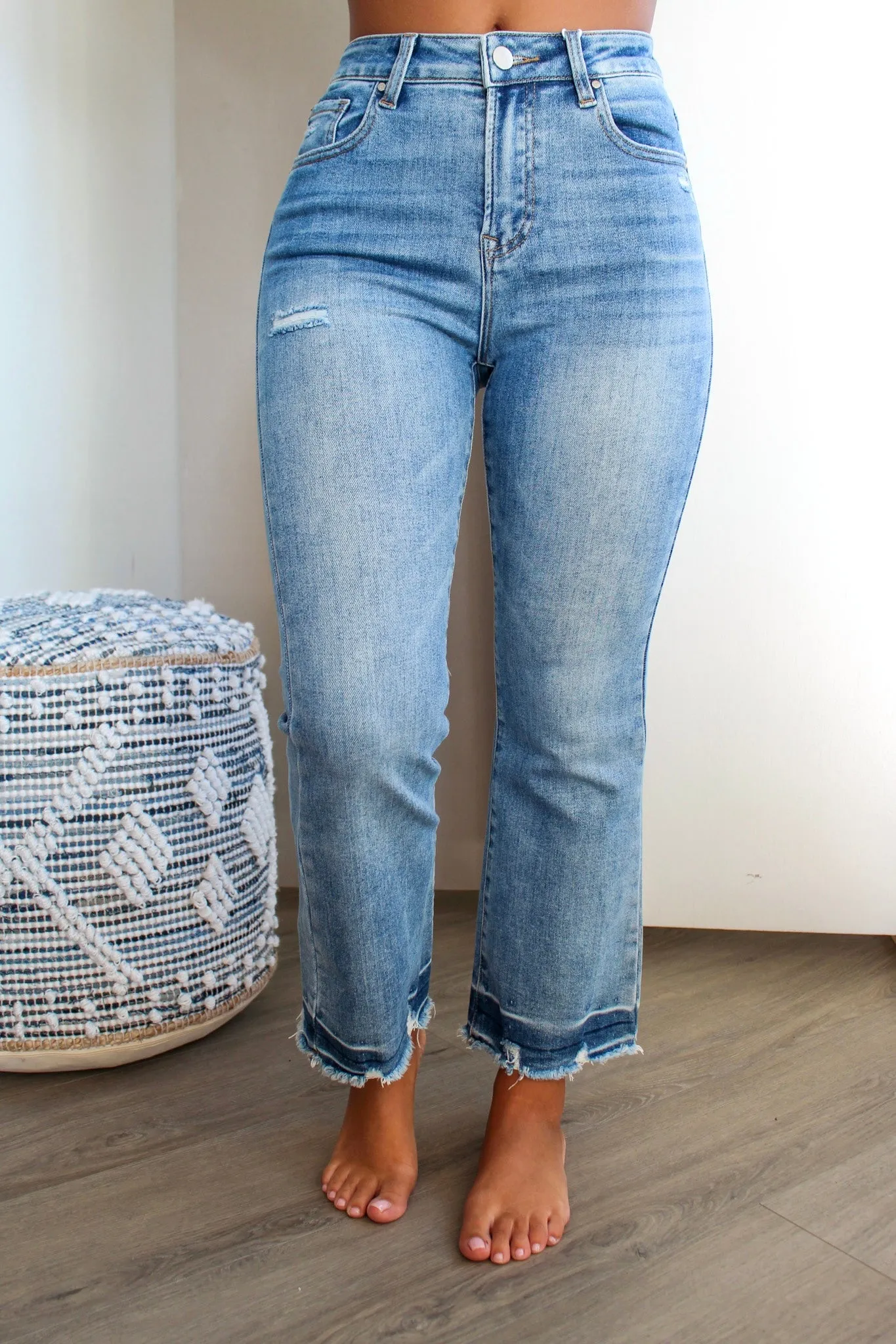 Peyton Shadow Hem Straight • Medium Wash