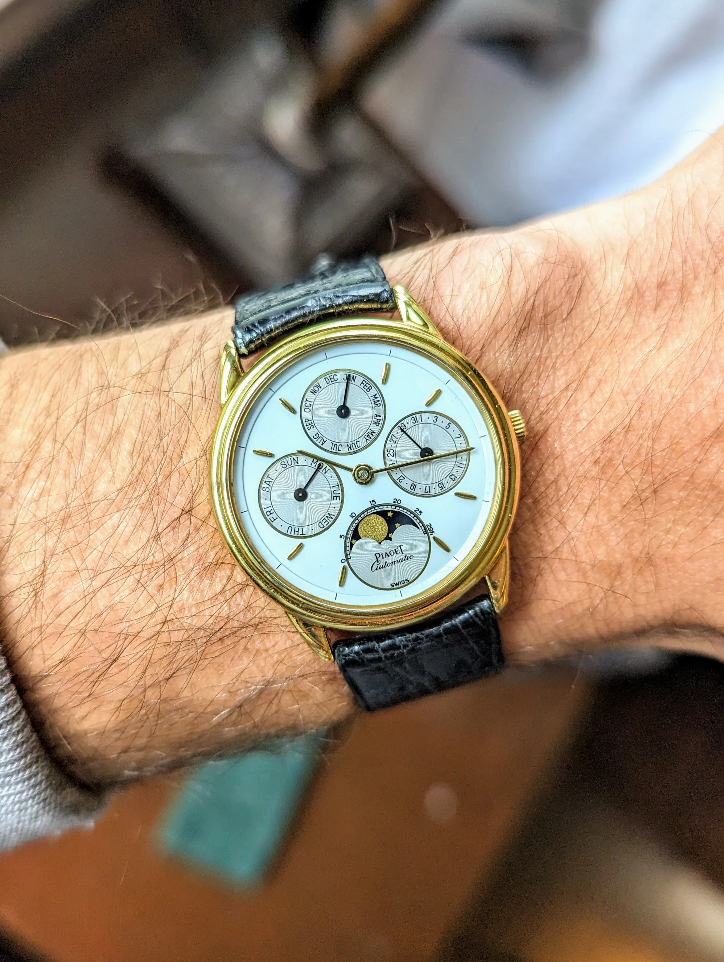 Piaget Gouverneur Triple Calendar Moon Phase 15958 w/ original strap and buckle.