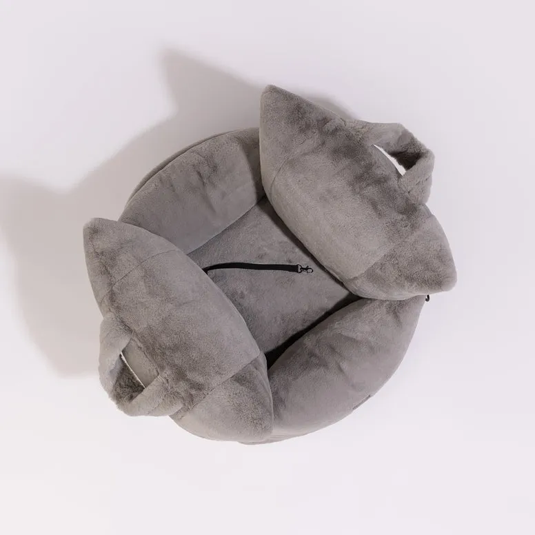 PillowVilla Luxury Dog Car Seat PLUSH
