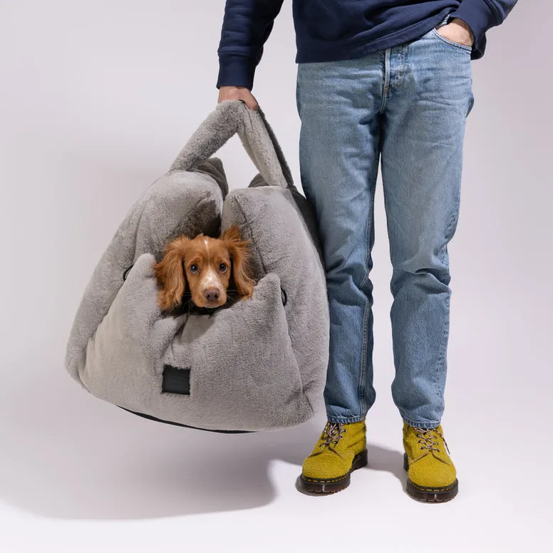 PillowVilla Luxury Dog Car Seat PLUSH