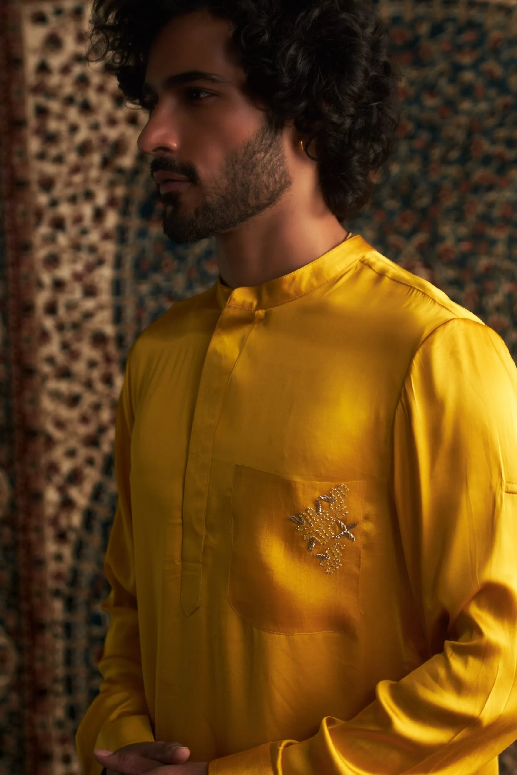 Prarambh Embroidered kurta set for men