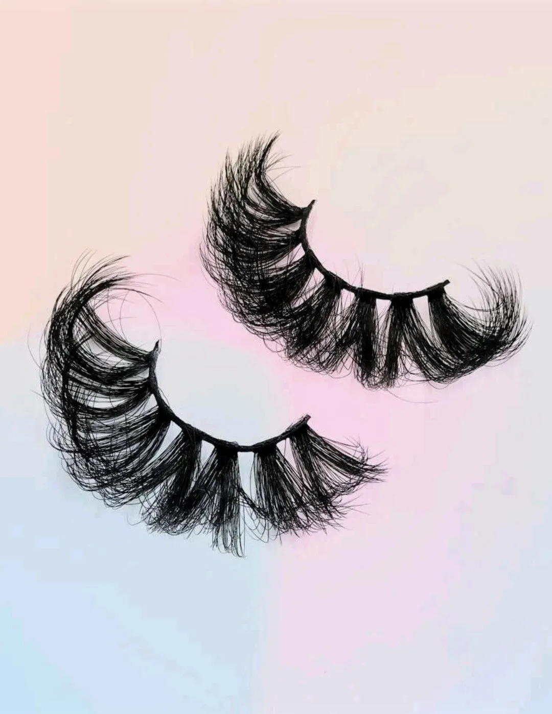 "Hottie" 25mm Fluffy Volumized False Eyelashes