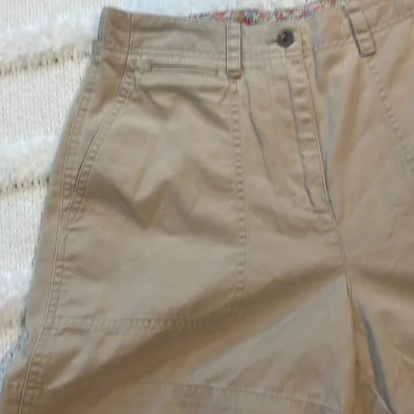 Ralph Lauren khaki shorts women size 4