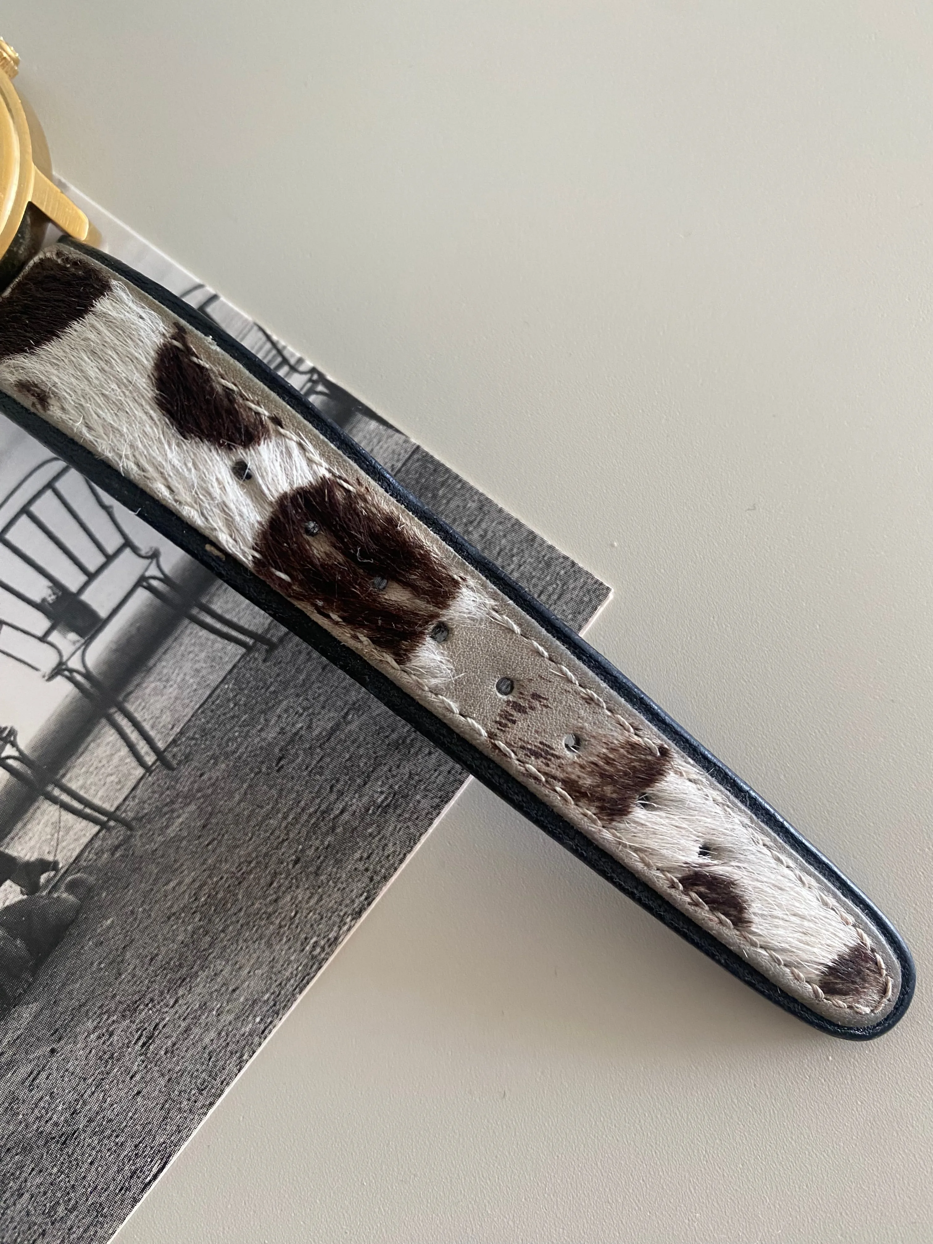 Rare 1995 Unisex Joe Boxer Cow hide Watch