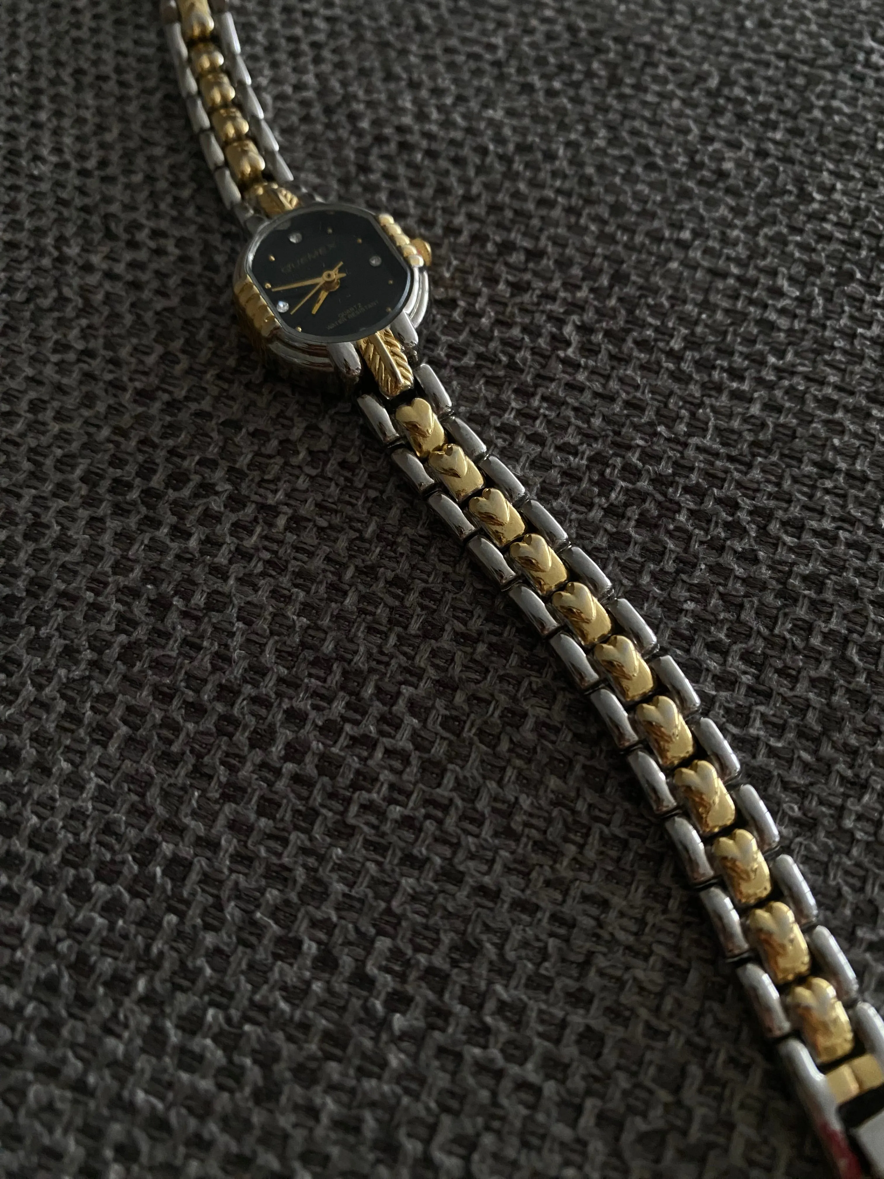 Rare Vintage Two-Tone Quemex Hearts Ladies Watch