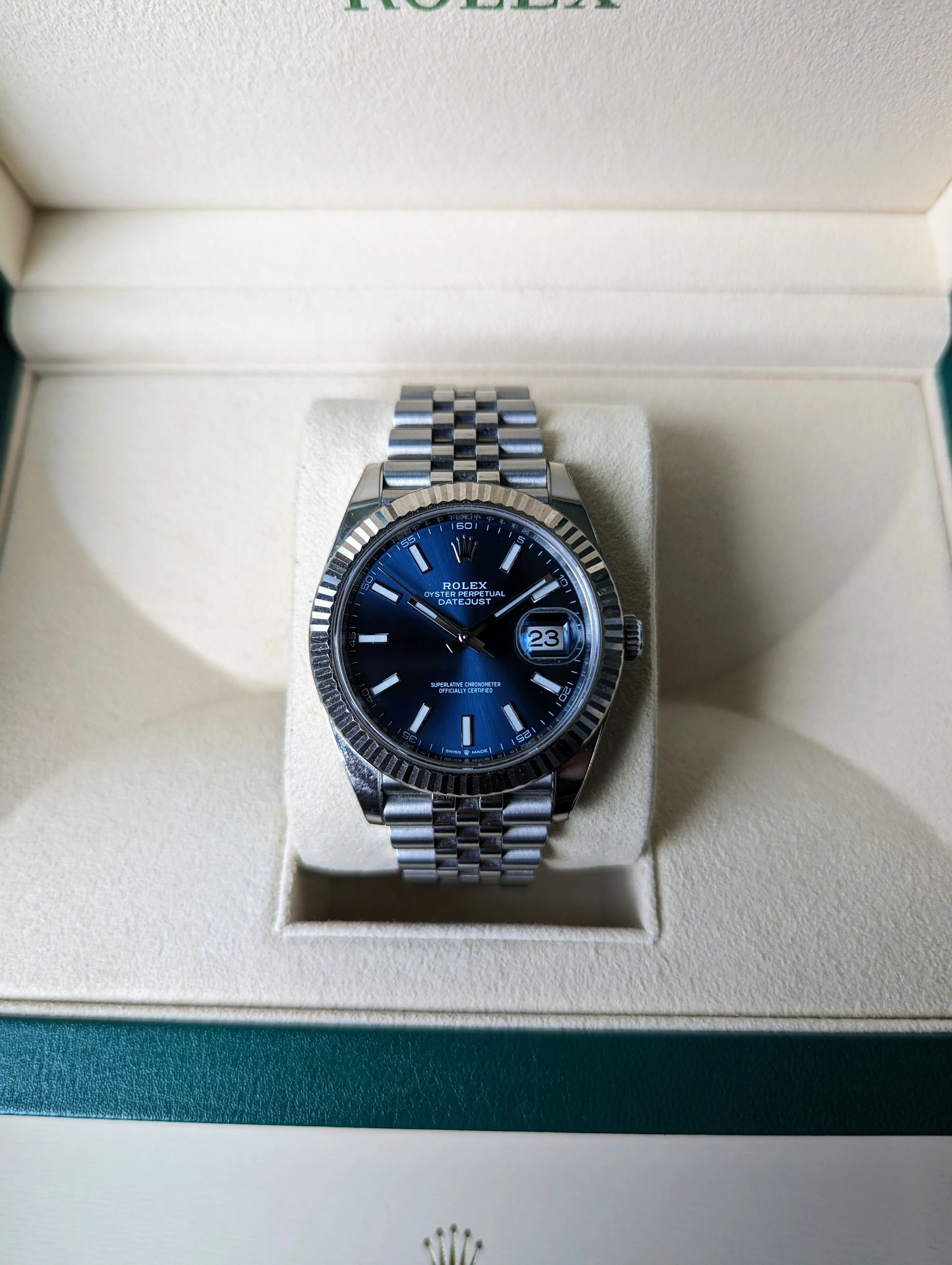Rolex Datejust  126334 - Full Set 41mm.