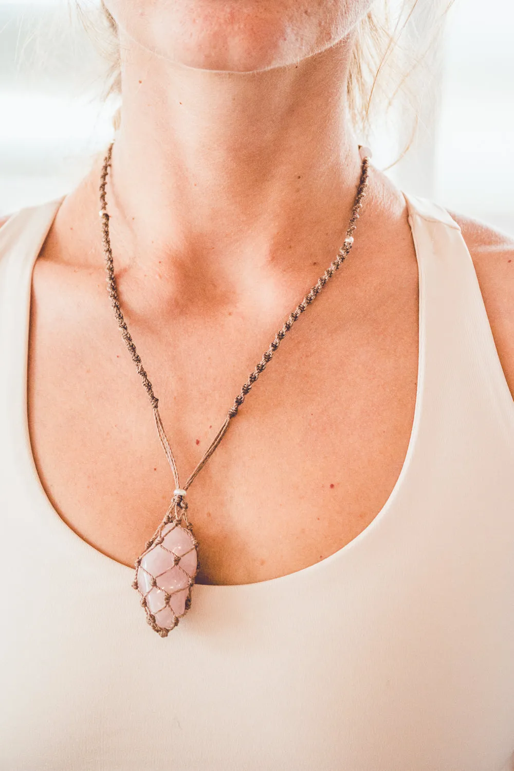 ROSE QUARTZ CRYSTAL NECKLACE