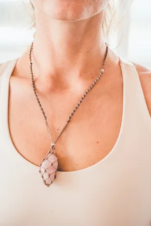 ROSE QUARTZ CRYSTAL NECKLACE
