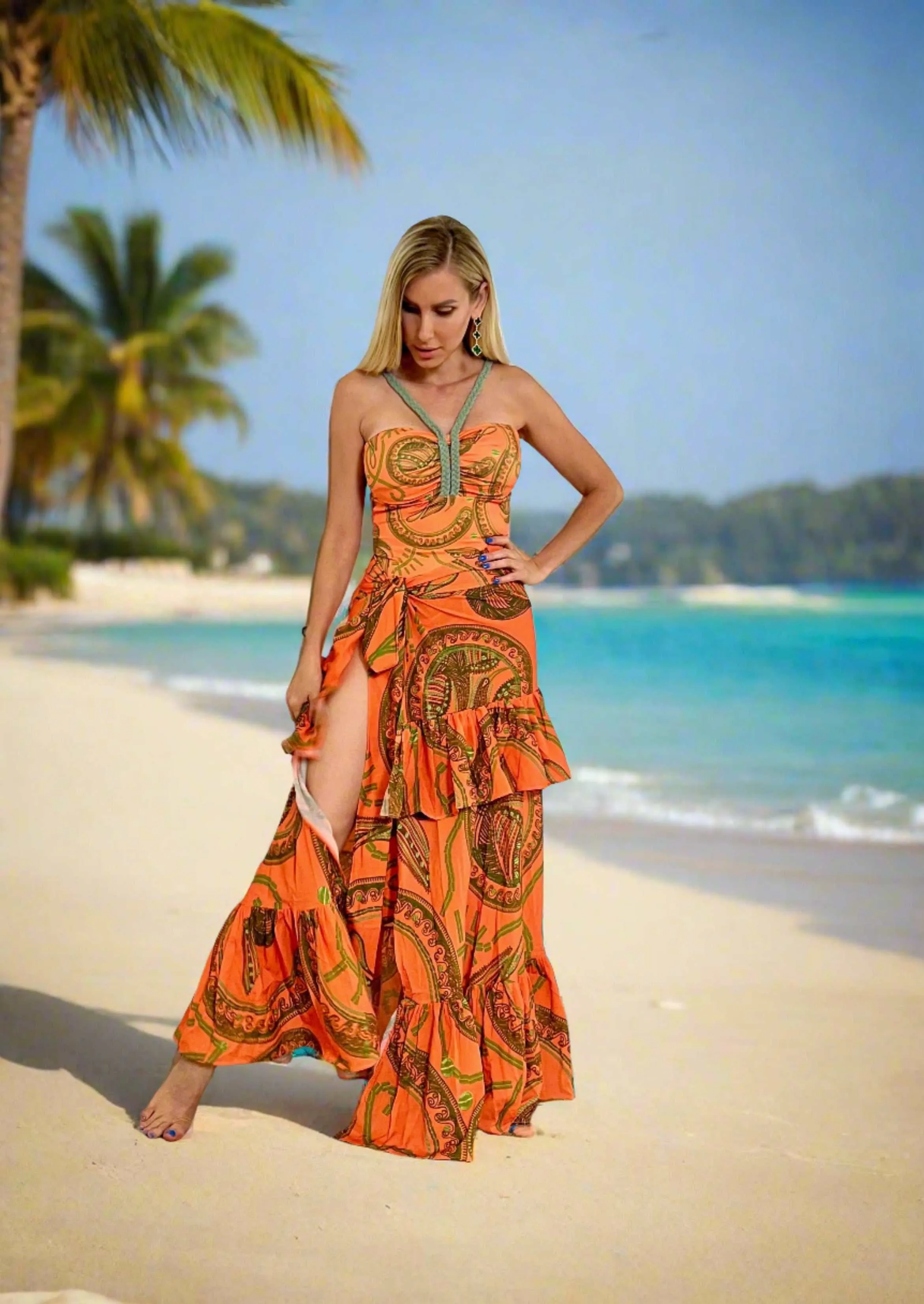 Saint-Tropez Cover-Up – Luxury Resortwear 2025 (Orange & Green)