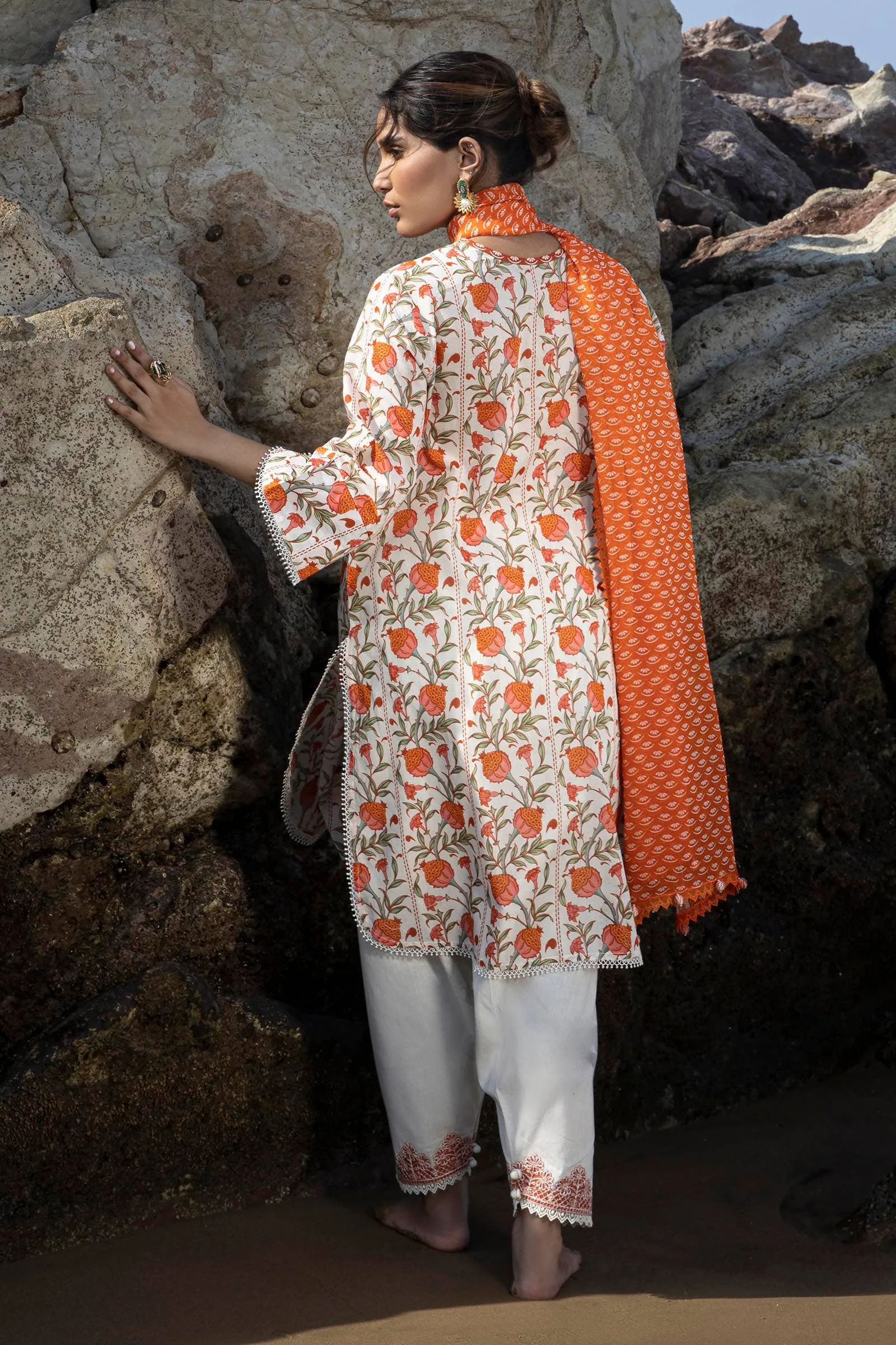 SANA SAFINAZ | Mahay Spring'24 vol-1  | H241-002B-2BI