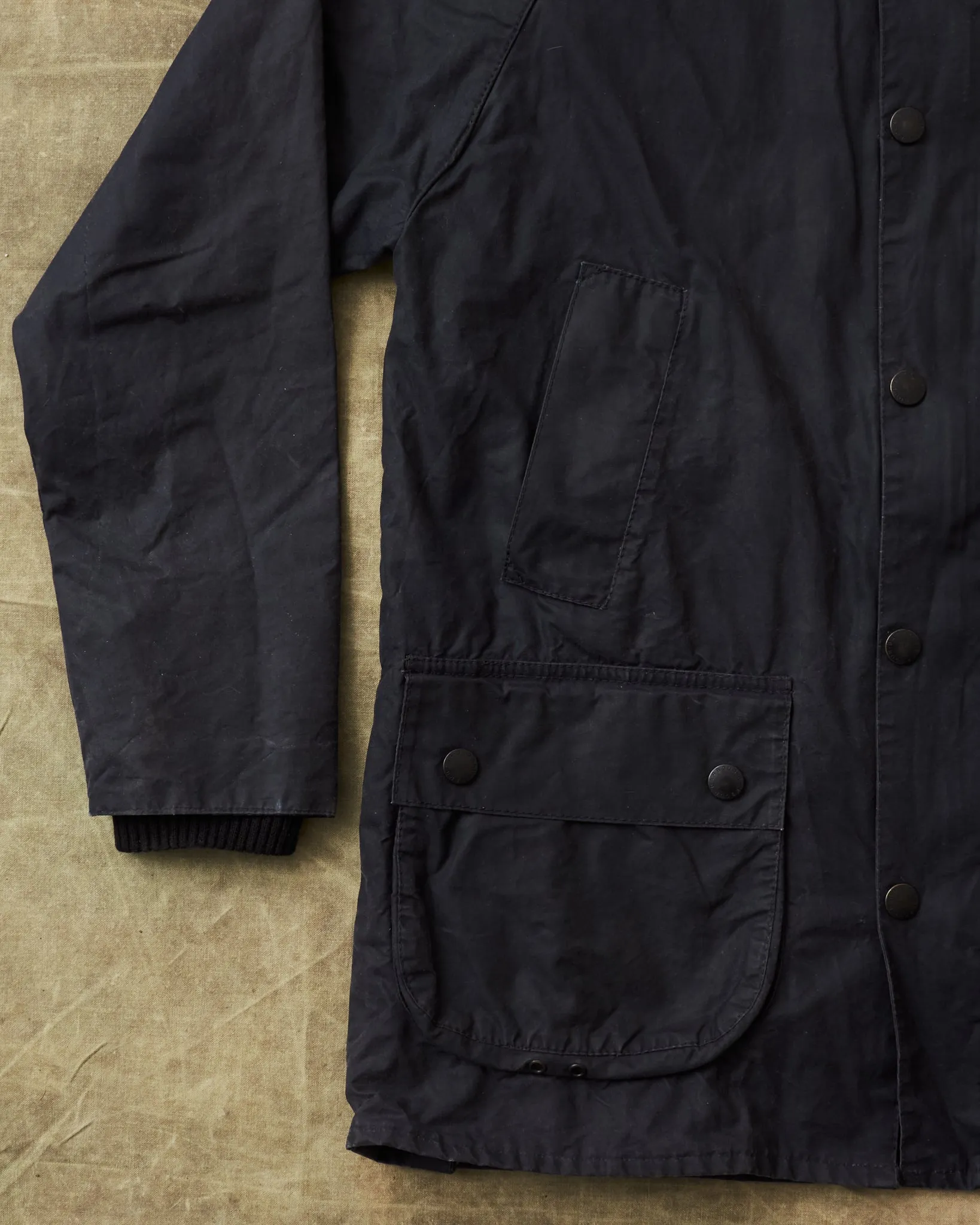 Second Hand Barbour Bedale Black Waxed Jacket Size C42 / 107 cm