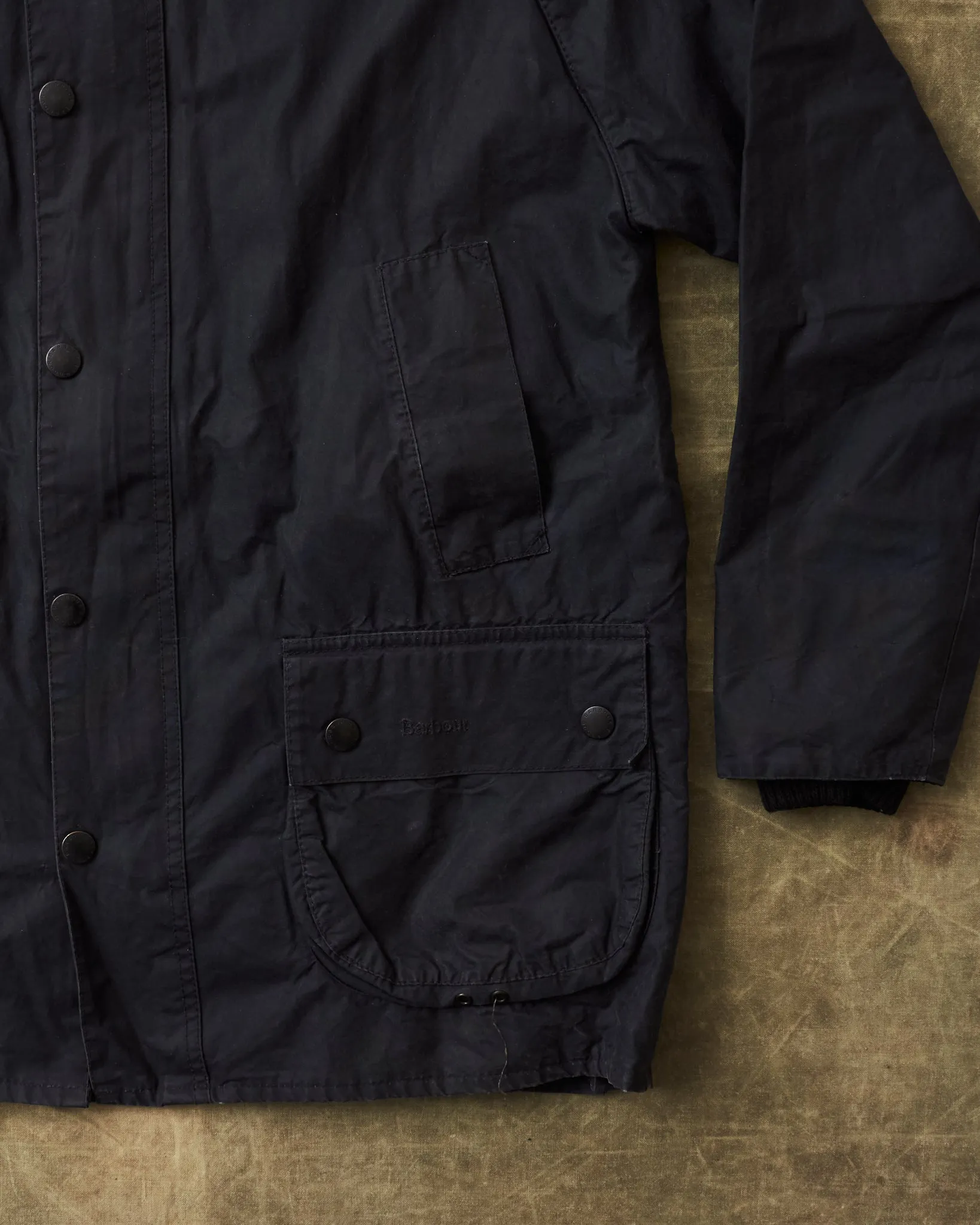 Second Hand Barbour Bedale Black Waxed Jacket Size C42 / 107 cm