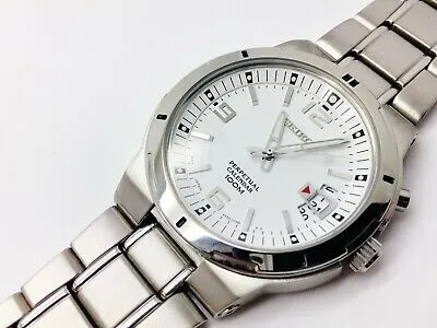 Seiko Men's SNQ075 Perpetual Calendar Silver-Tone Watch