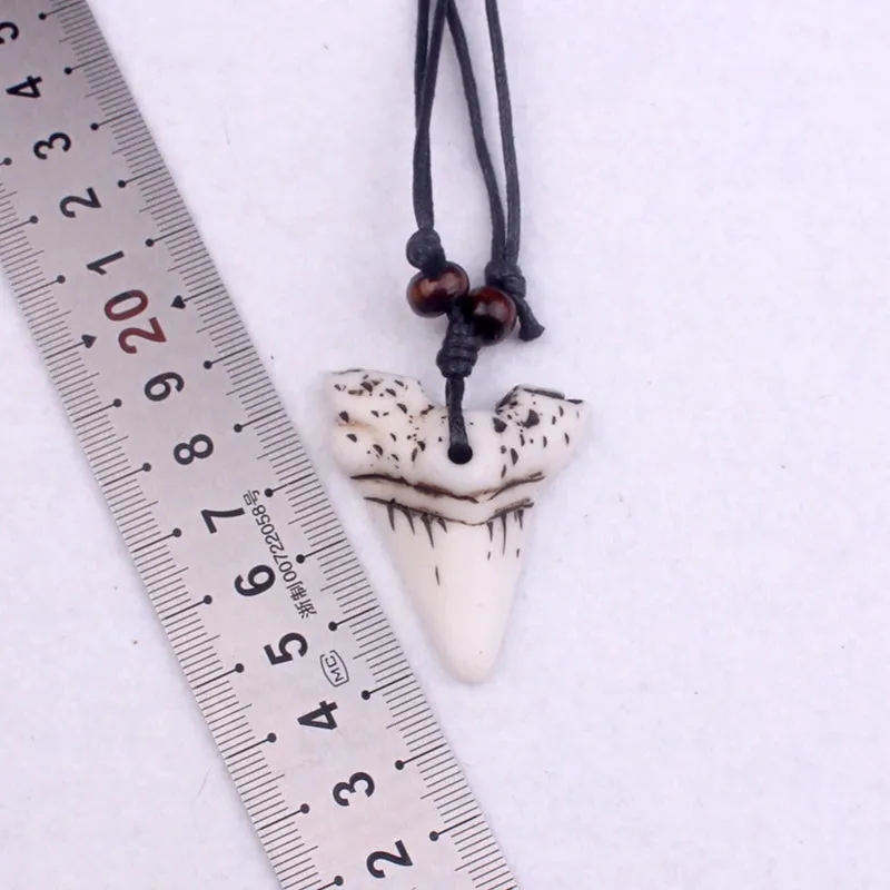 Simple Shark Tooth Necklace - Unisex in 2 different colors