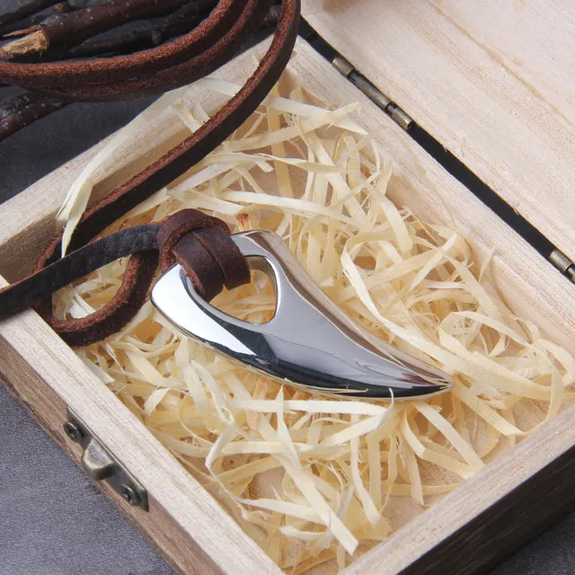 Simple Unisex Shark Tooth Necklace - Unisex in white or brown