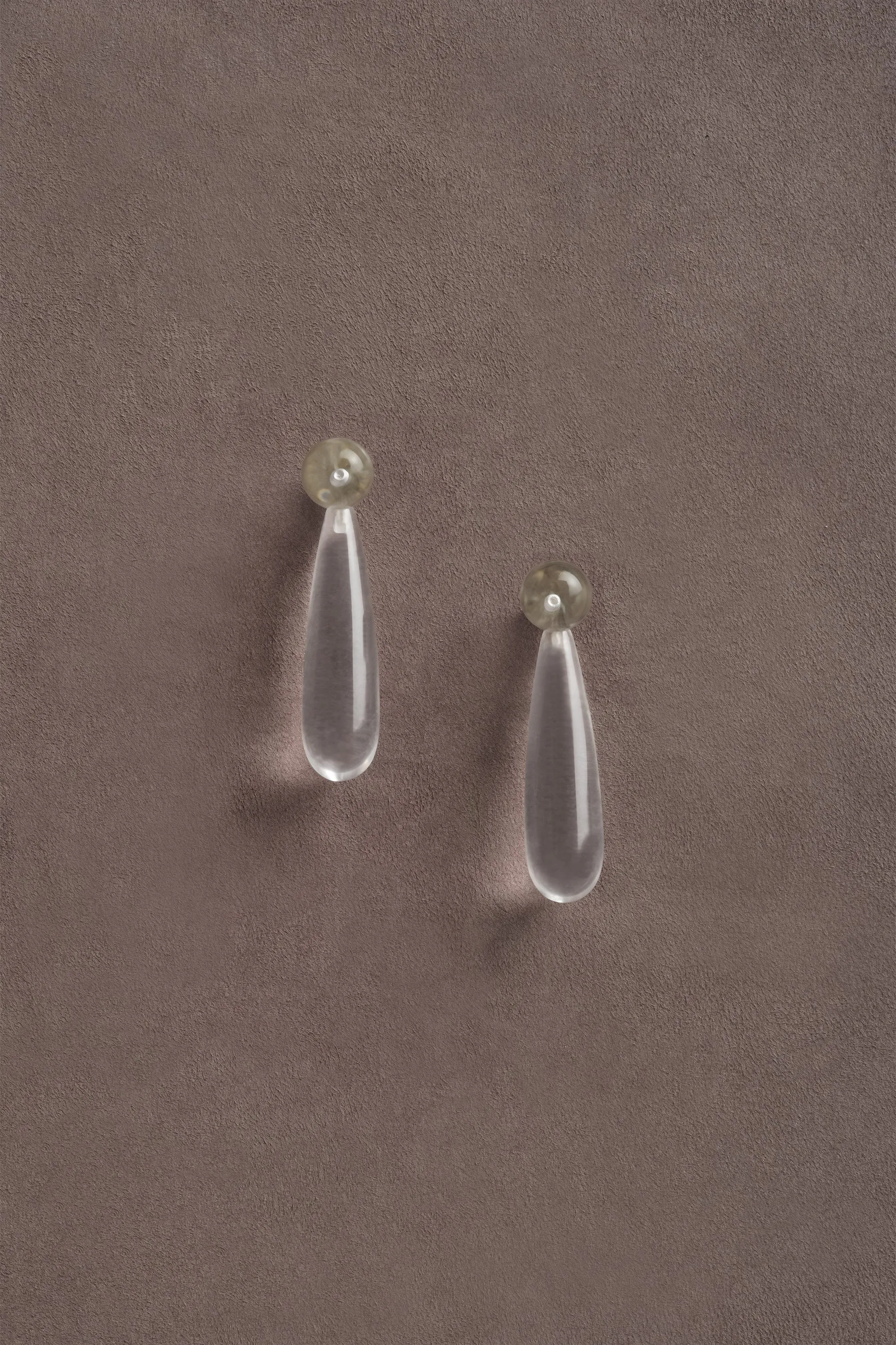 SMALL ANGELIKA EARRINGS IN QUARTZ