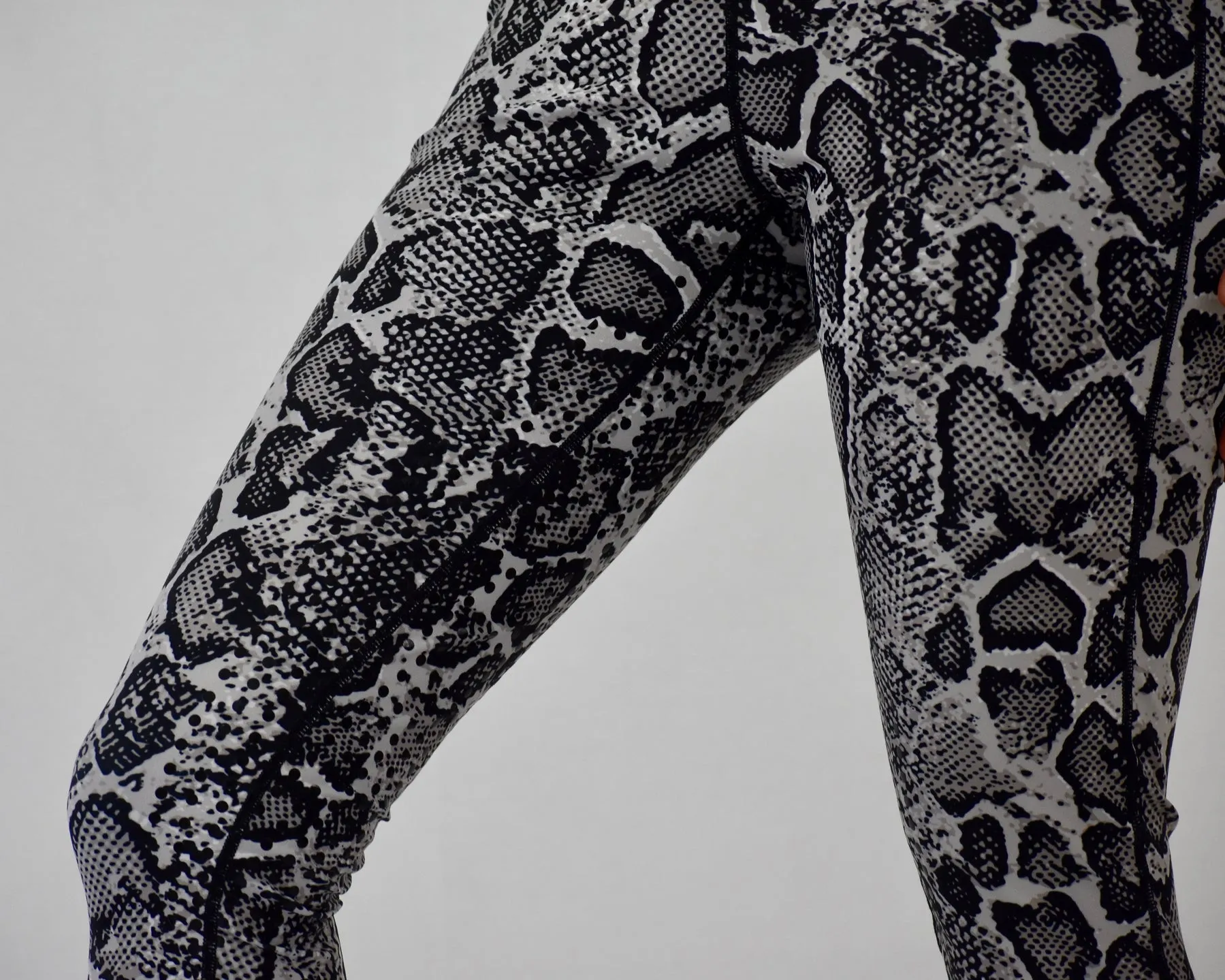 Snake Leggings