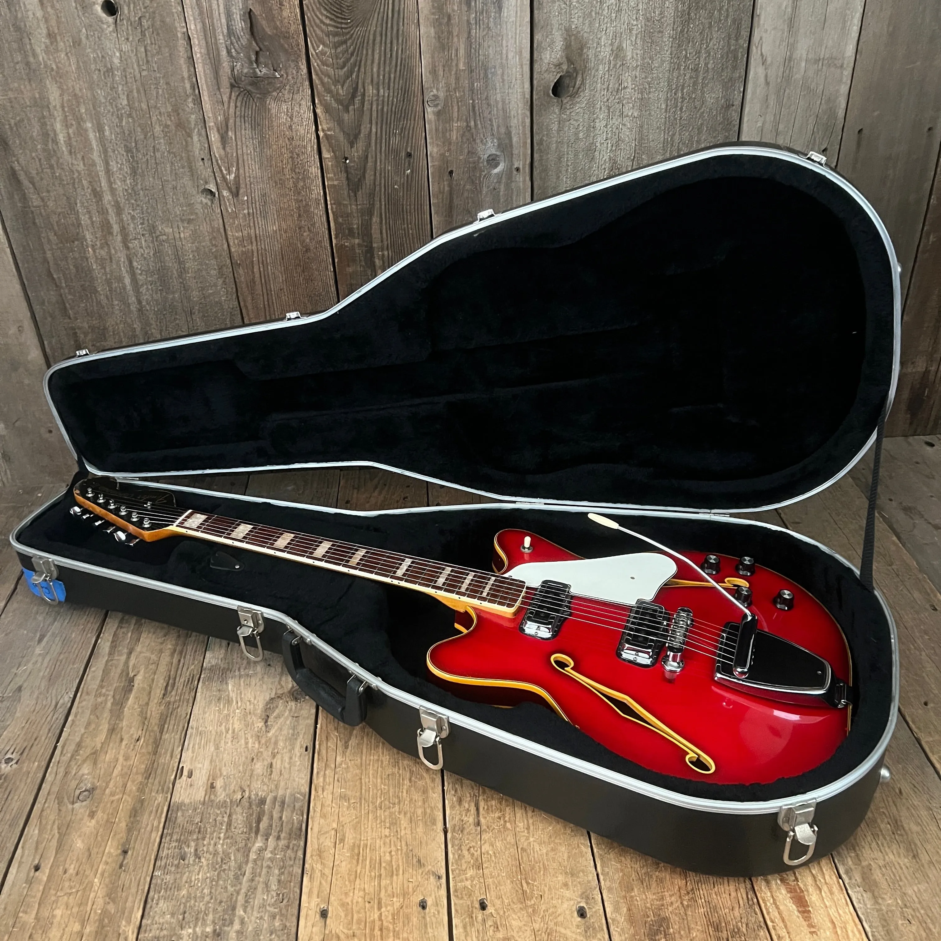 SOLD - Fender Coronado II 1967 Red