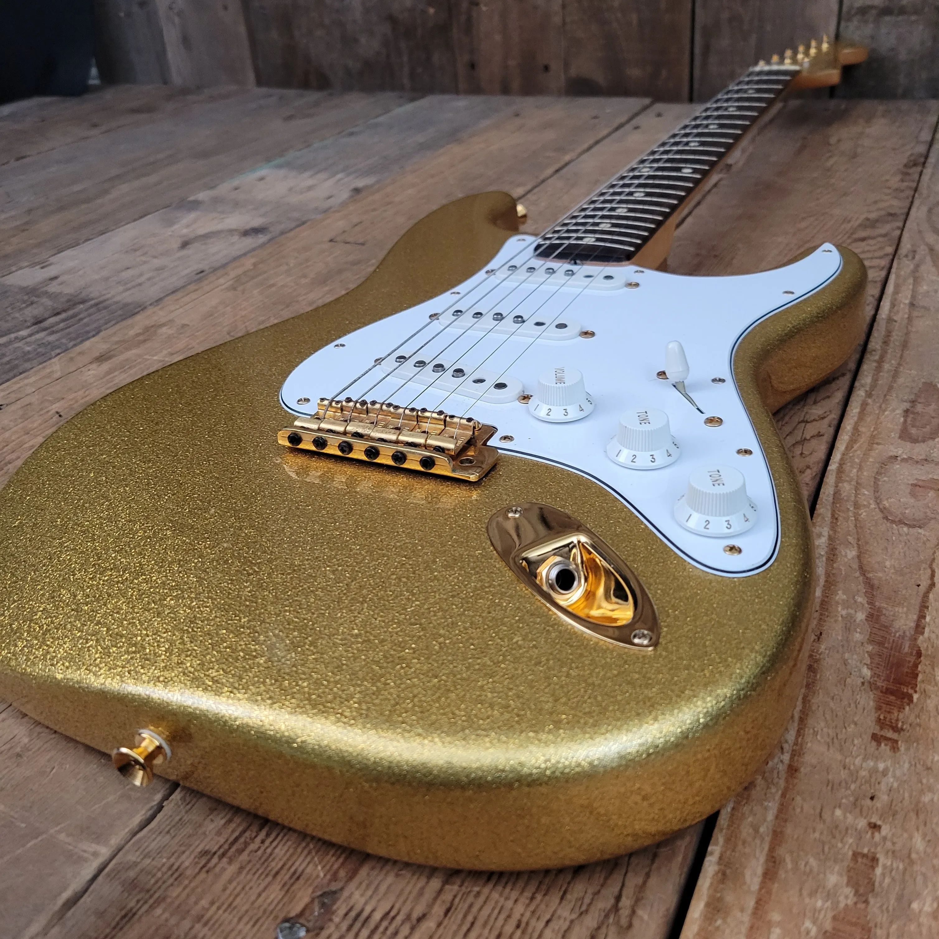 SOLD - Fender Stratocaster 1962 Custom Shop Gold Sparkle 1993