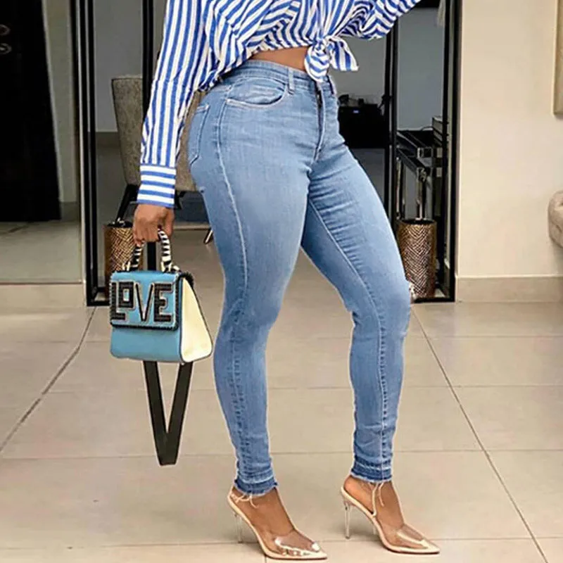 Solid Button Detailed Skinny Jeans