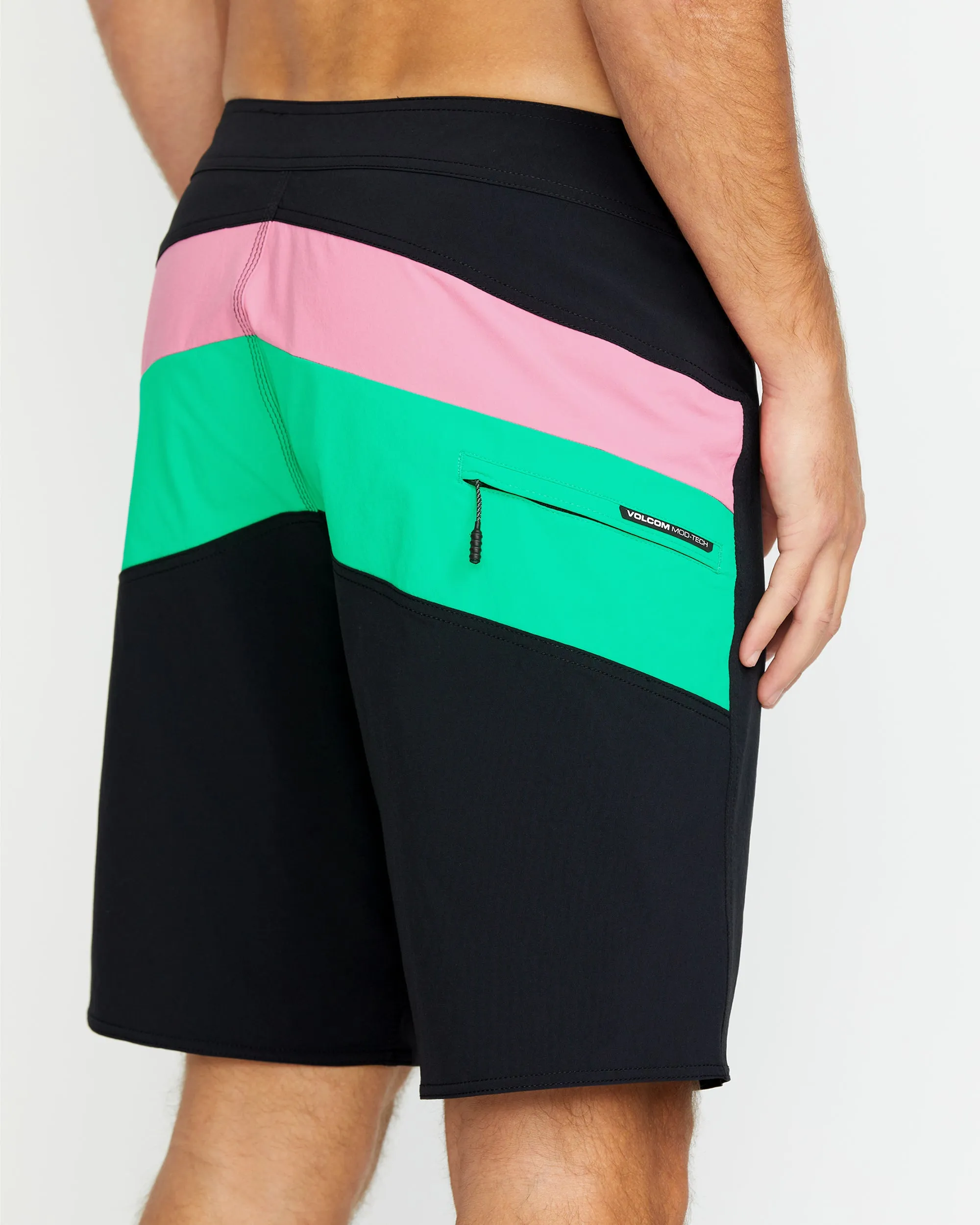 Strand Liberators 20" Boardshort - BLACK