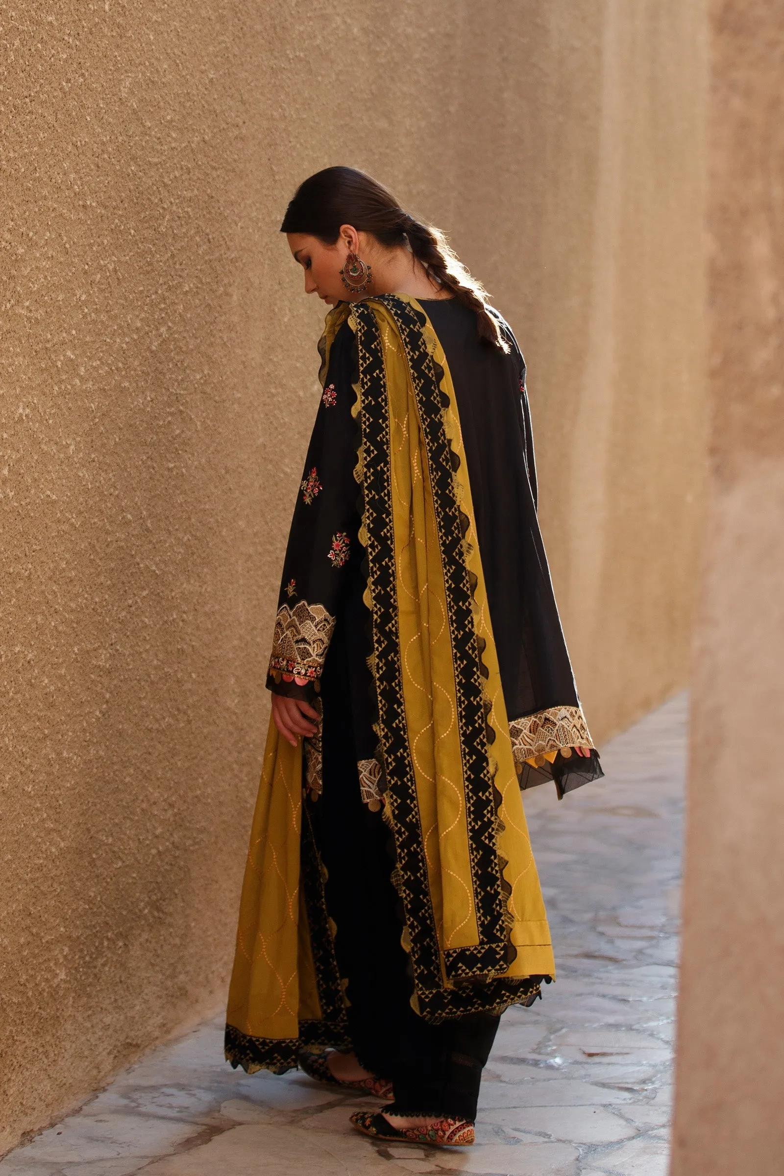 TALAYEH (ZL22-06 B) | Zaha Summer Lawn Collection 2022 | Unstitched Embroidered Lawn Suits