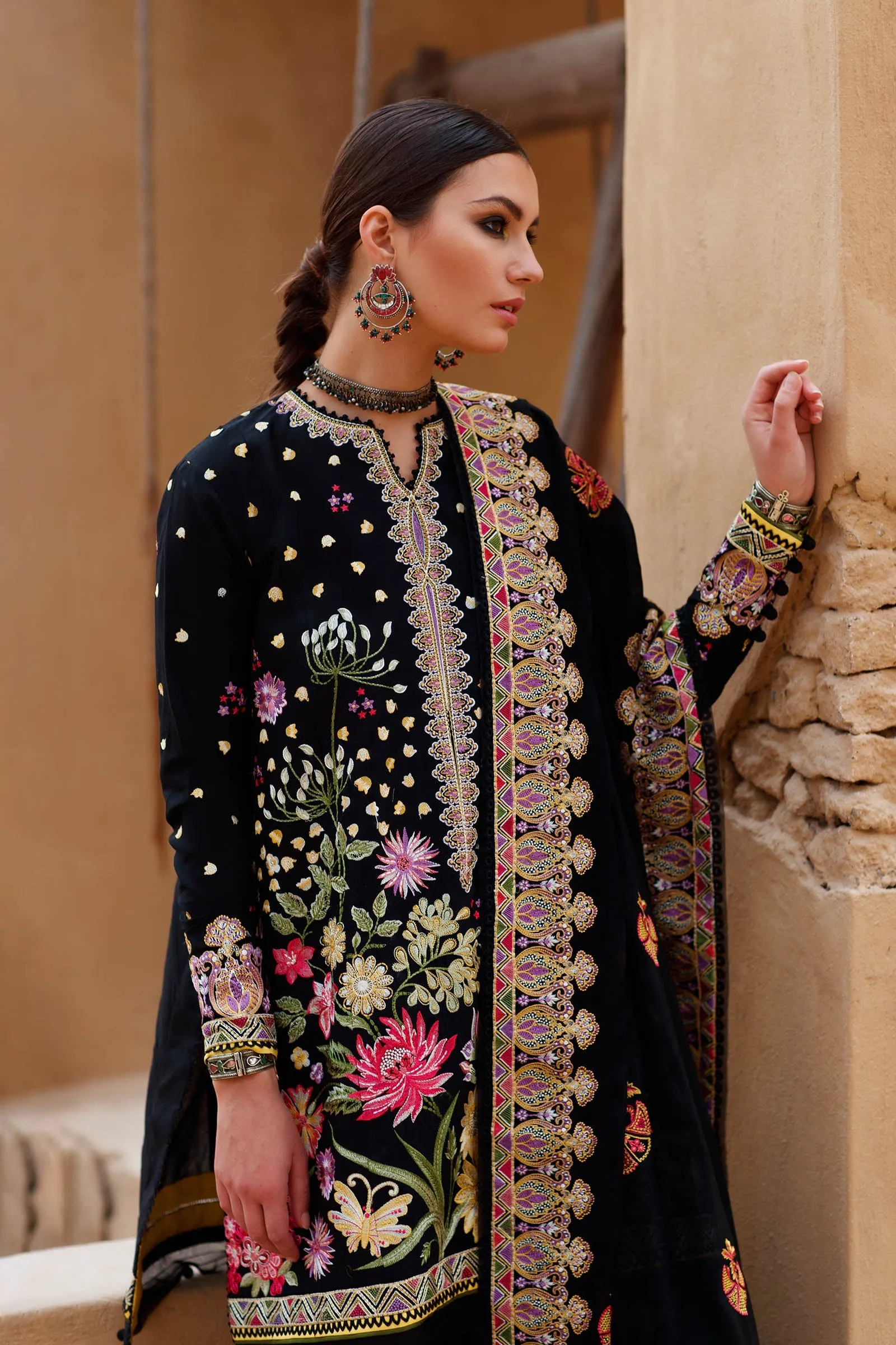 TAVOUS (ZL22-09 A) | Zaha Summer Lawn Collection 2022 | Unstitched Embroidered Lawn Suits