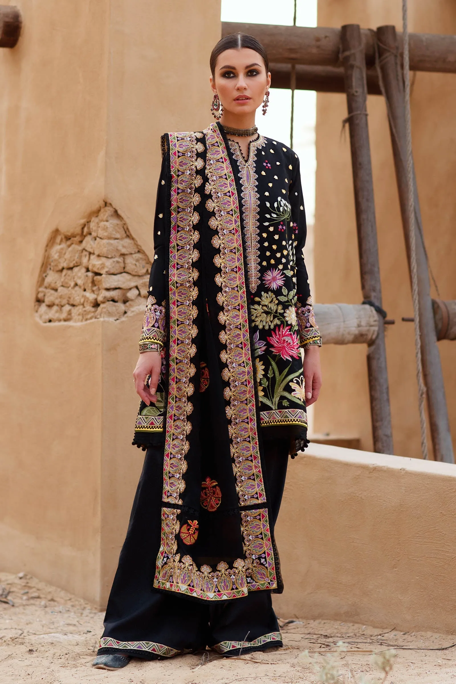 TAVOUS (ZL22-09 A) | Zaha Summer Lawn Collection 2022 | Unstitched Embroidered Lawn Suits