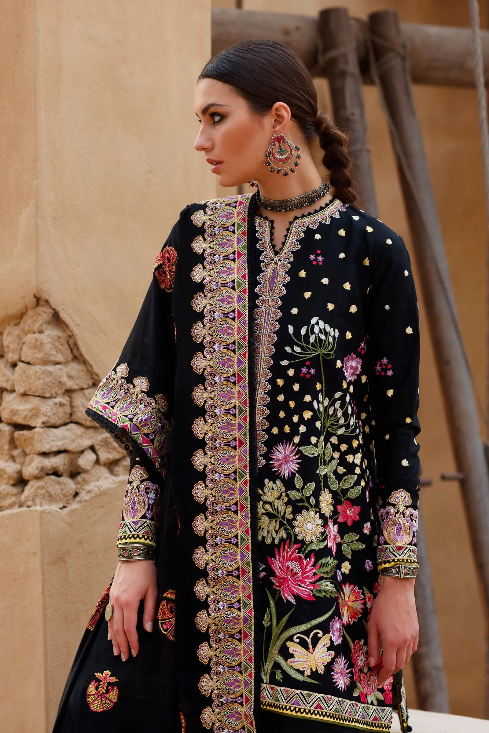 TAVOUS (ZL22-09 A) | Zaha Summer Lawn Collection 2022 | Unstitched Embroidered Lawn Suits