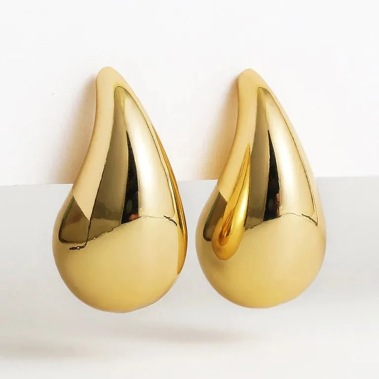 Teardrop Earrings in 14Kt Gold